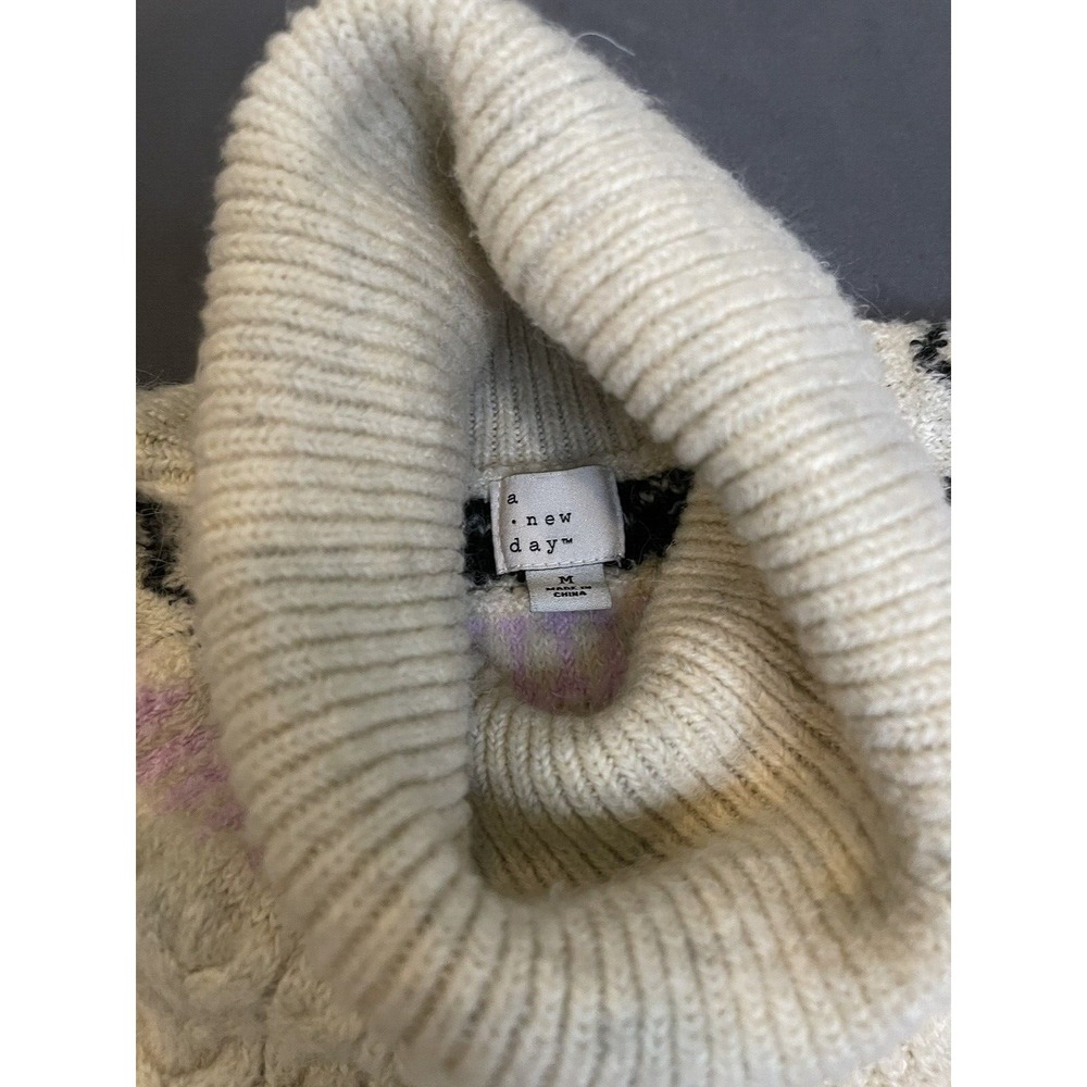 A New Day Womens Sz M Ivory Long Sleeve Turtle Neck Aztec Crochet Fuzzy Sweater - Picture 5 of 10